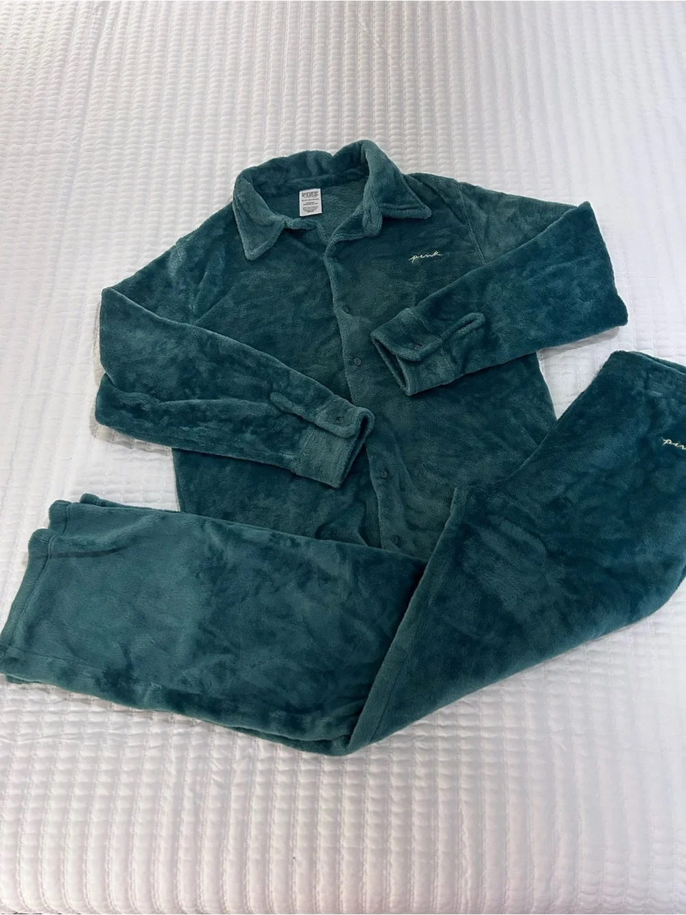 Pink Plush Loungewear Pajama Set in Deep Evergreen. Size XS